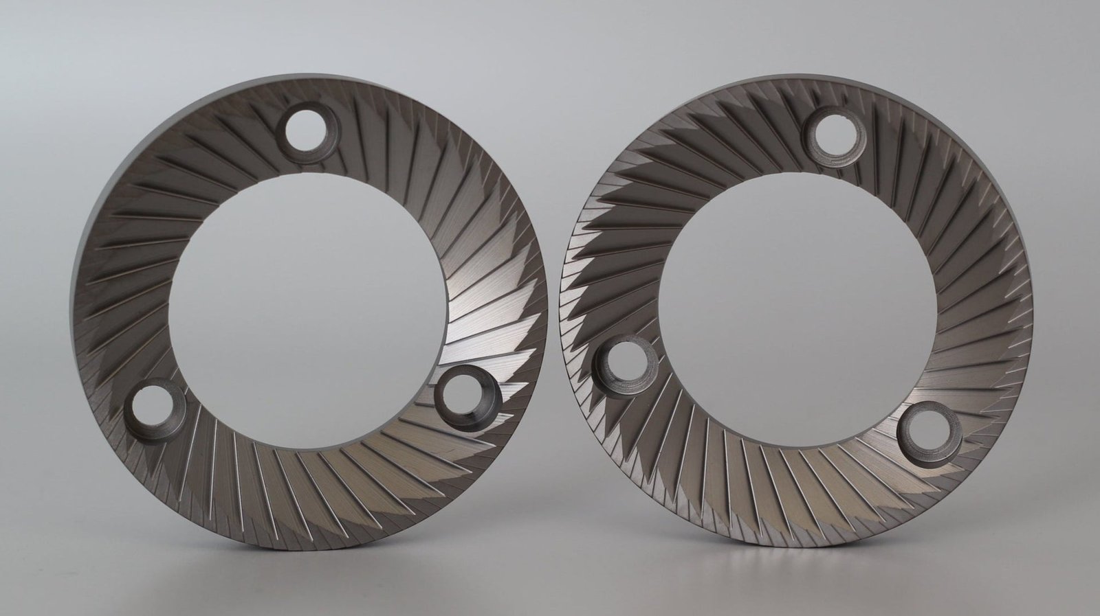 SSP Multipurpose V1 (64mm, Silver Knight) Flat Burrs